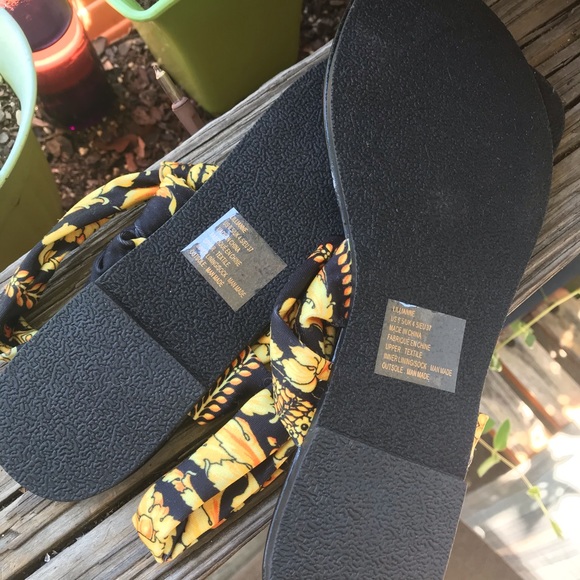 Black and yellow yoga sling flip flops NWOT - Picture 6 of 9